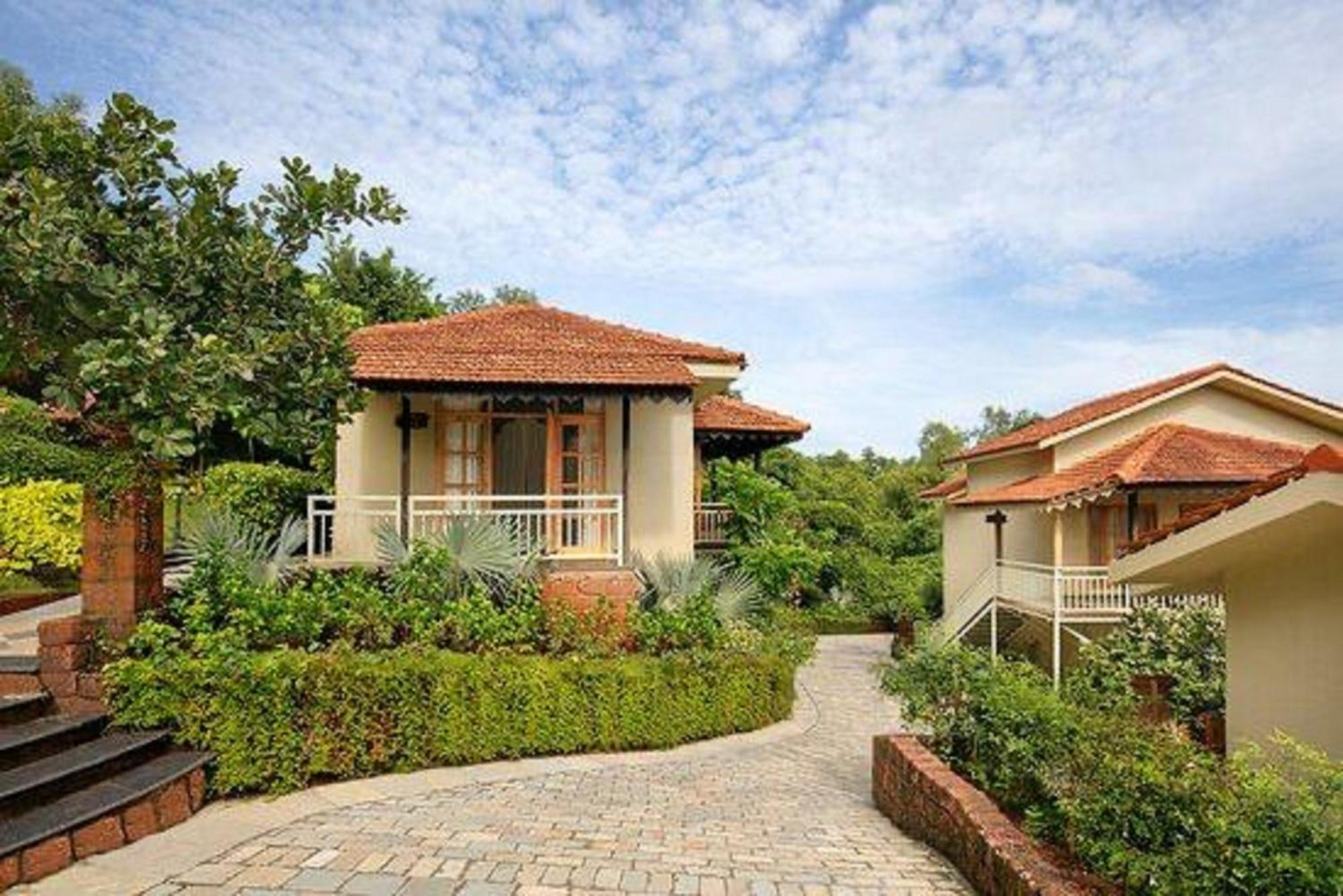 Amritara Aura Spa Retreat Goa Mandrem Exterior foto
